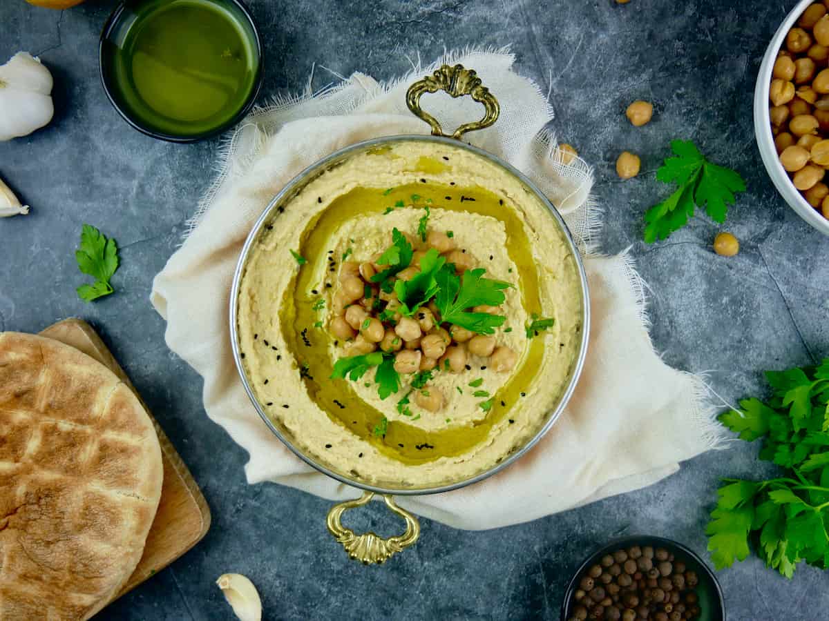 Super-creamy-hummus