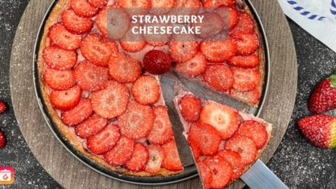 Strawberry fitness cheesecake recipe! More than 170g protein